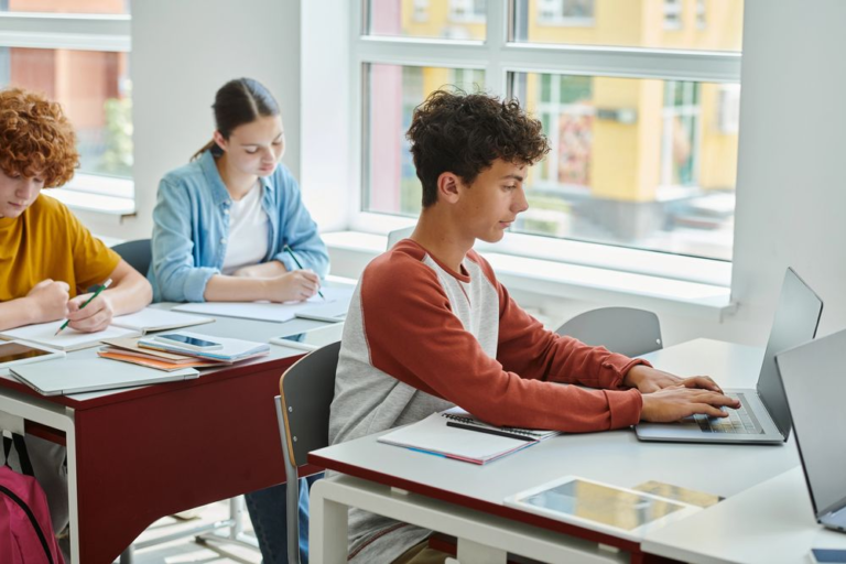 Manten-viva-tu-pasion-estrategias-para-no-perder-la-motivacion-durante-los-estudios